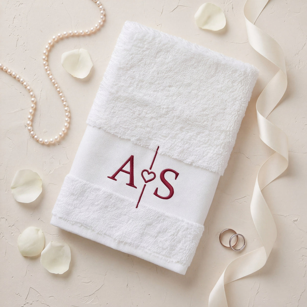 Personalisiertes Handtuch mit Namen/Initialen | Edle Hochzeit Herz